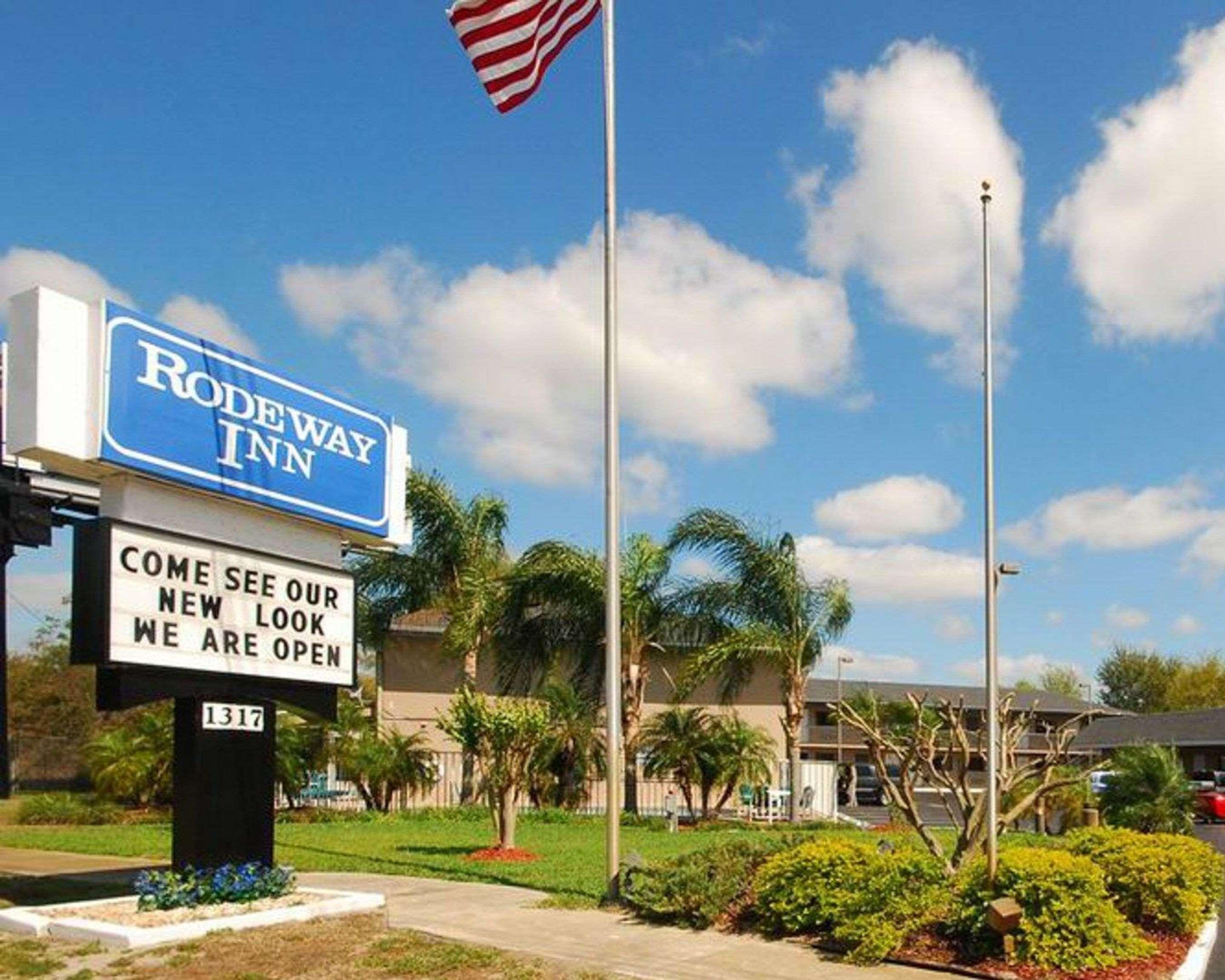 Forest City Rodeway Inn מראה חיצוני תמונה